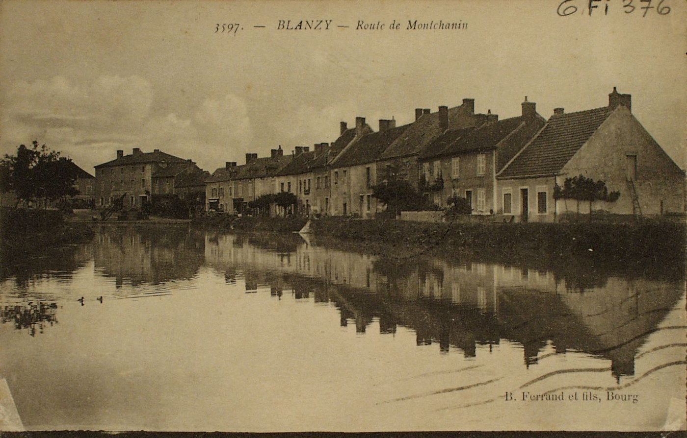 Blanzy. Route de Montchanin.