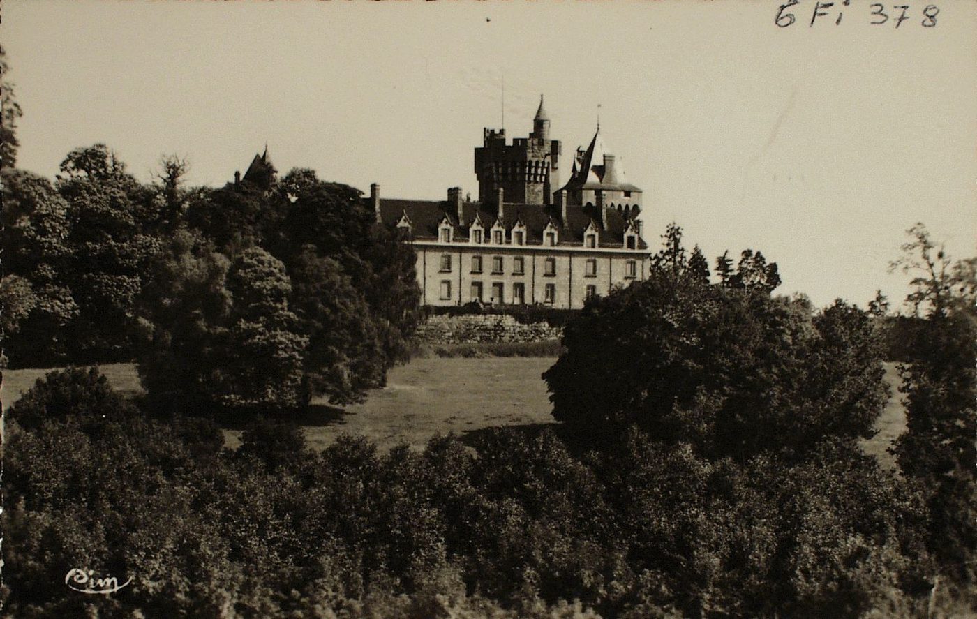 Blanzy-les-Mines. Château du Plessis.