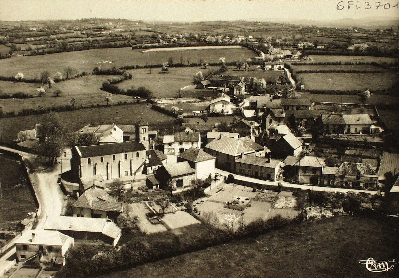 Vauban. Vue générale aérienne.