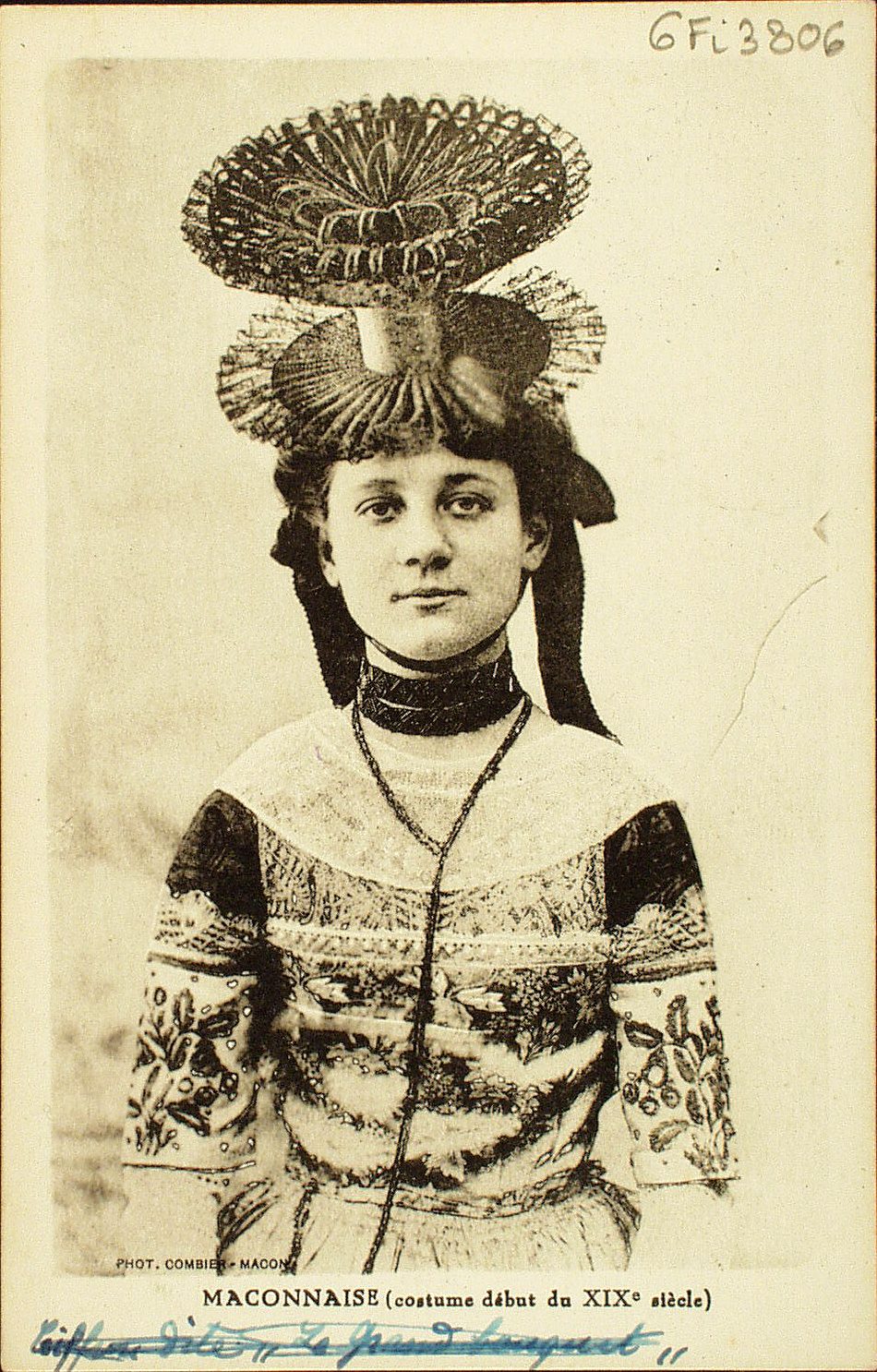 Mâconnaise (costume début du XIXe s.).