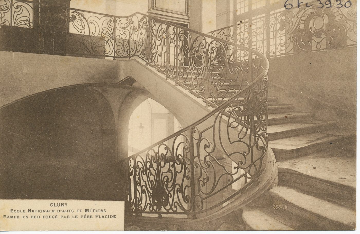 Cluny. Ecole Nationale d'Arts et Métiers. Rampe en fer forgé par le père Placide.