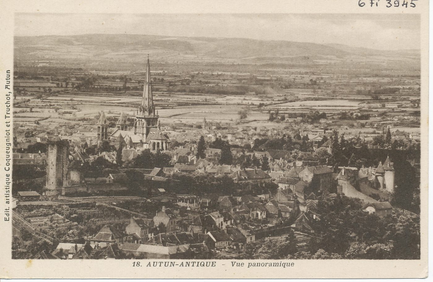 Autun antique. Vue panoramique.