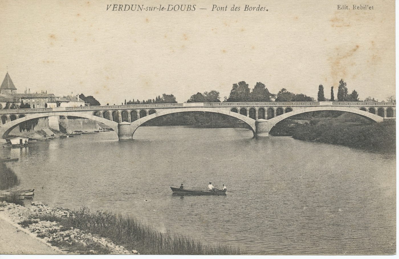 Verdun-sur-le-Doubs. Pont des Bordes.
