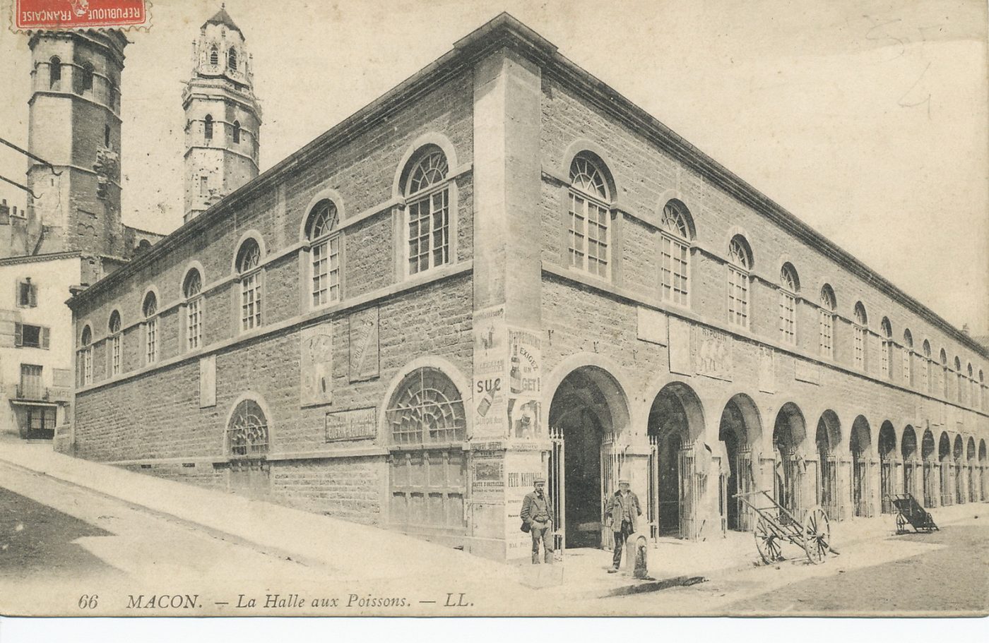 Mâcon. La halle aux poissons.