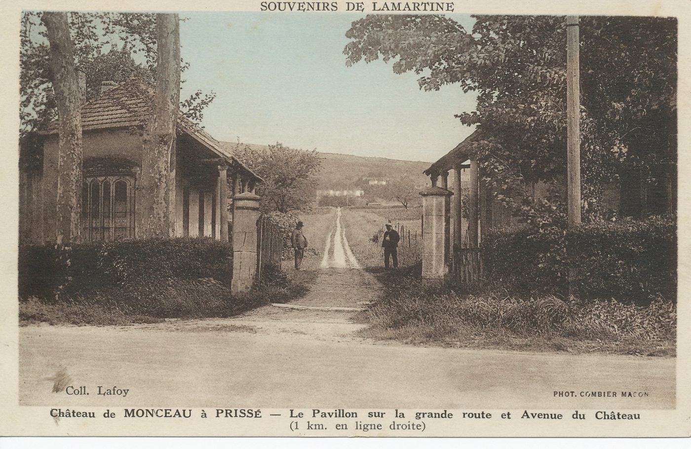 Souvenirs de Lamartine. Château de Monceau à Prissé. Le pavillon sur la grande route et avenue du château. (1 km en ligne droite).