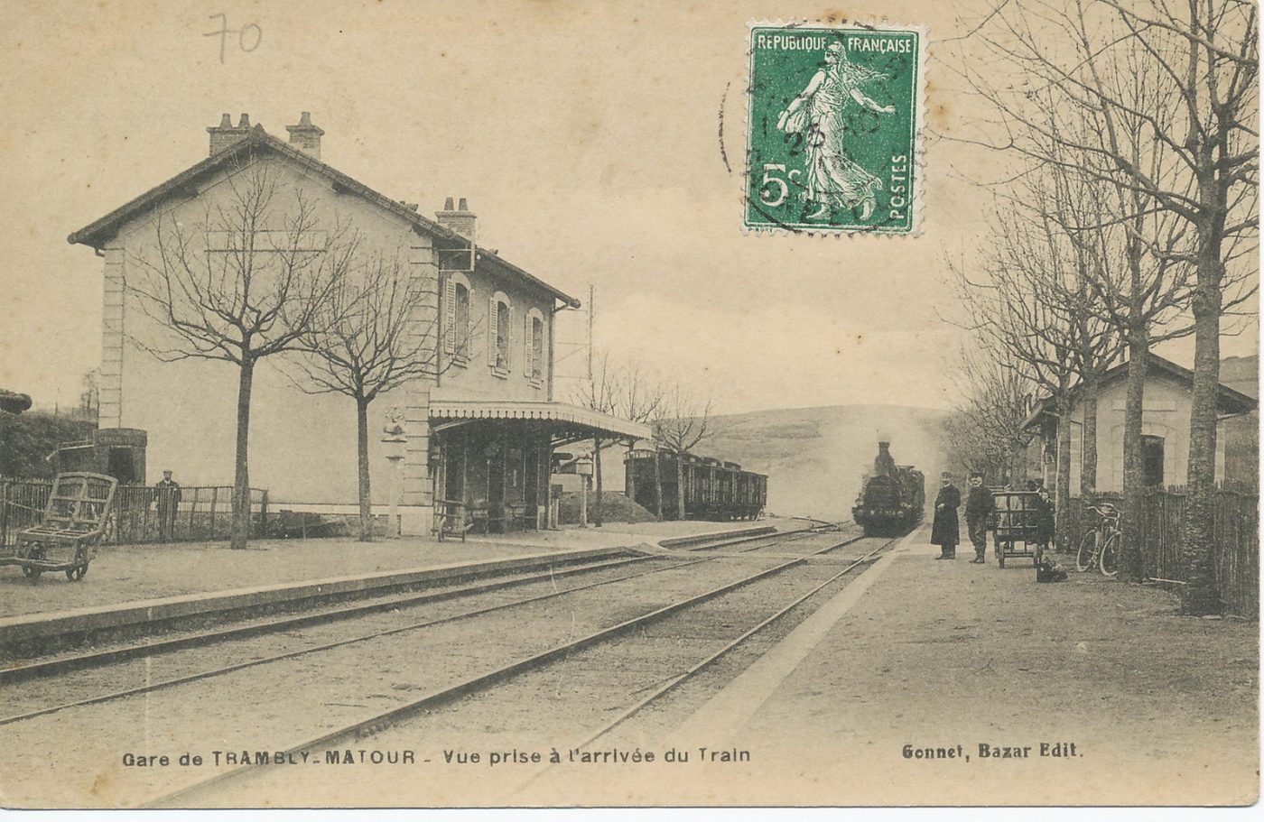 Gare de Trambly-Matour. Vue prise à l'arrivée du train.