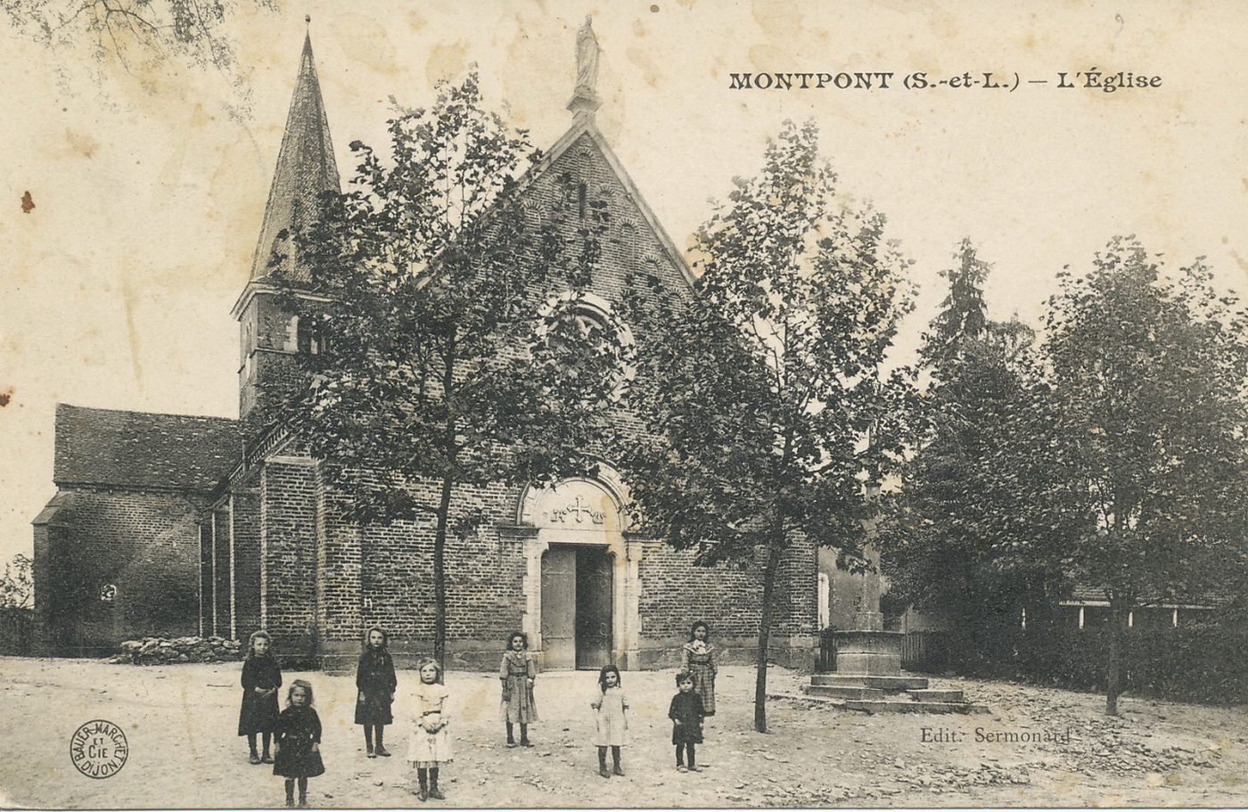 Montpont. L'église.