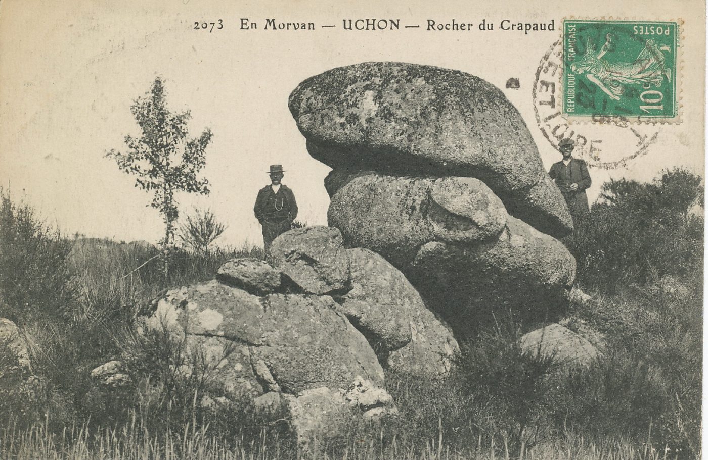 En Morvan. Uchon. Rocher du crapaud.