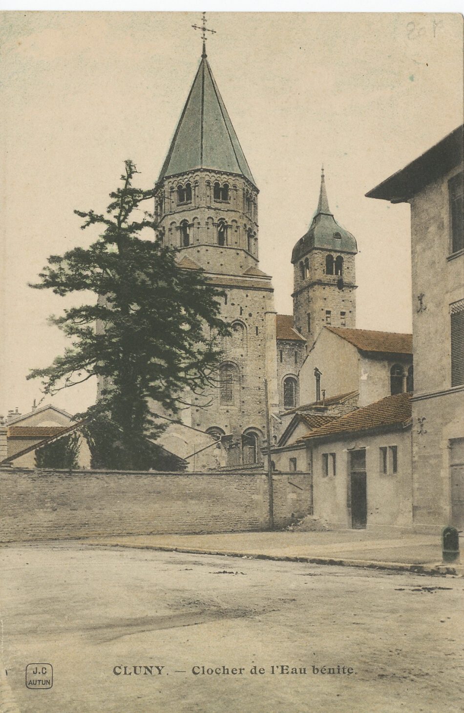 Cluny. Clocher de l'Eau Bénite.