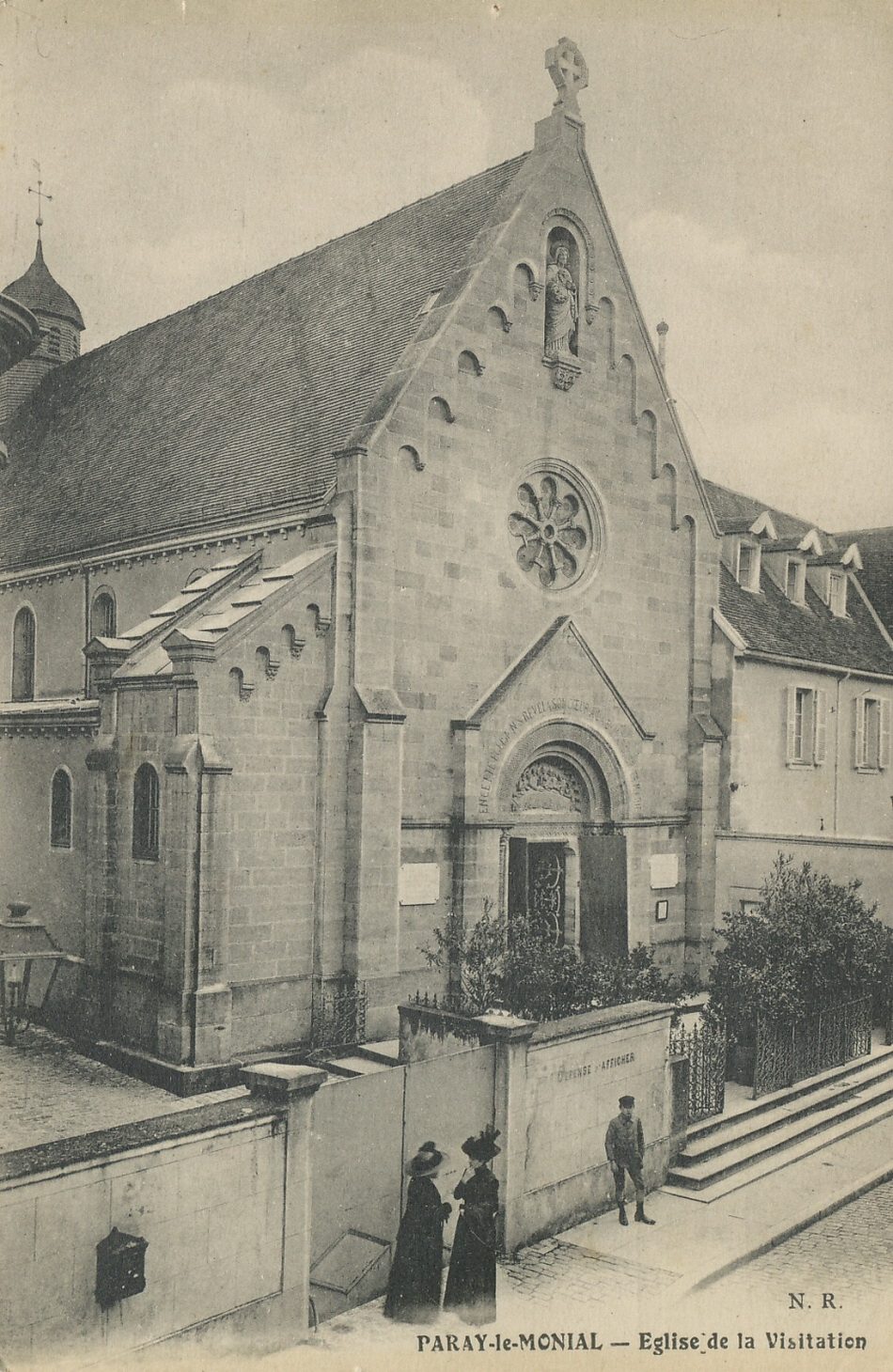 Paray-le-Monial. Eglise de la Visitation.
