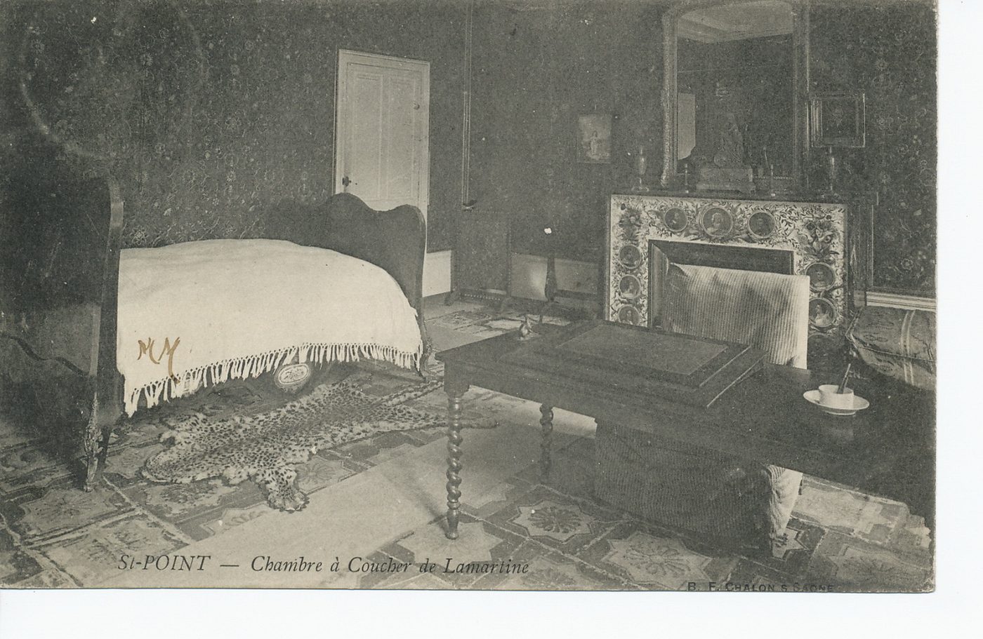 Saint-Point. Chambre à coucher de Lamartine.