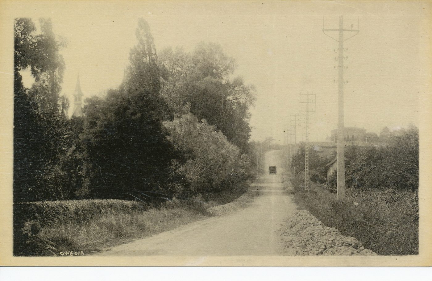 Tournus. La Croix Léonard.