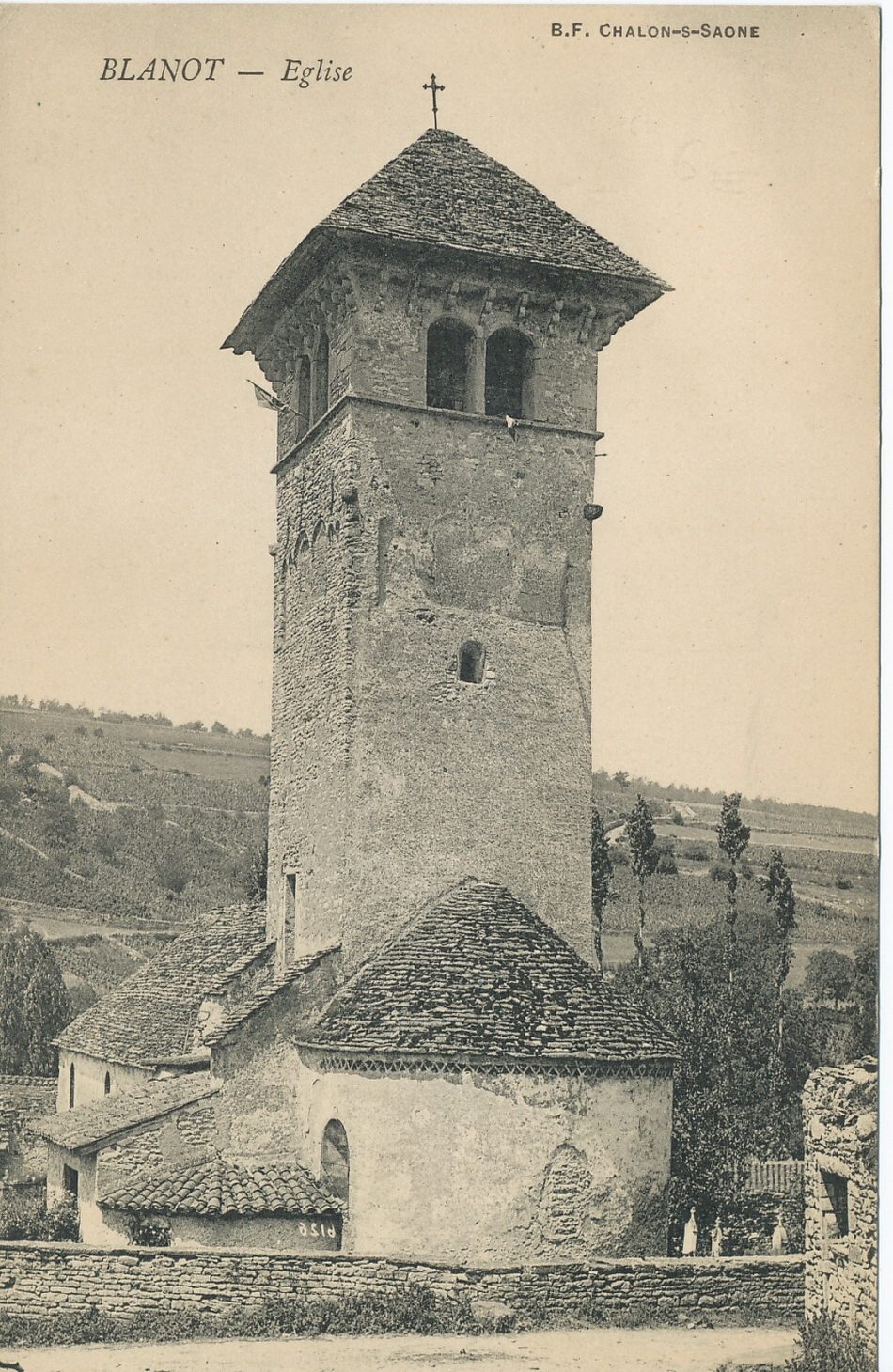 Blanot. Eglise.