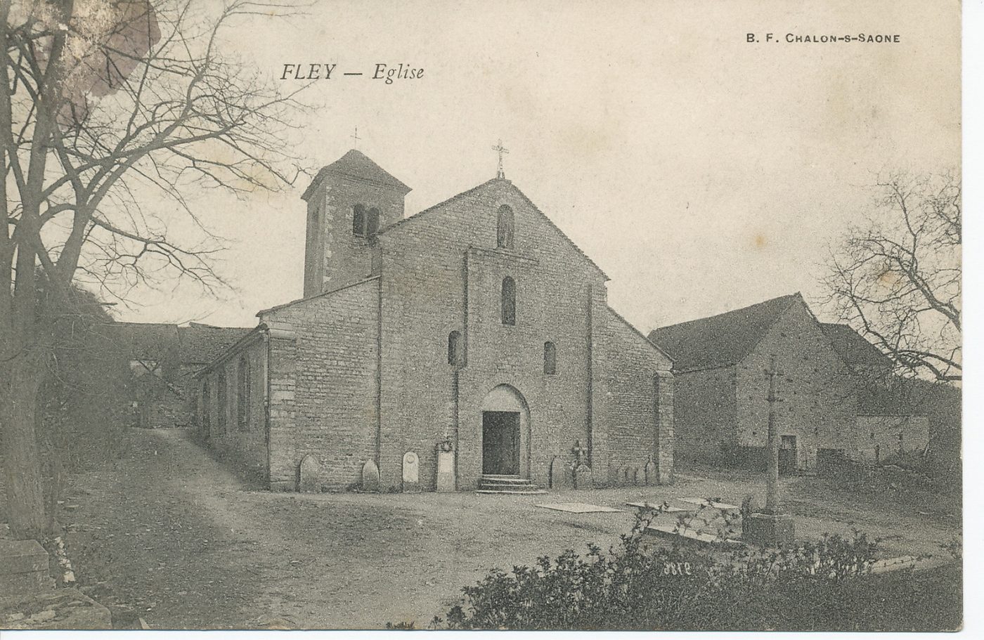 Fley. Eglise.