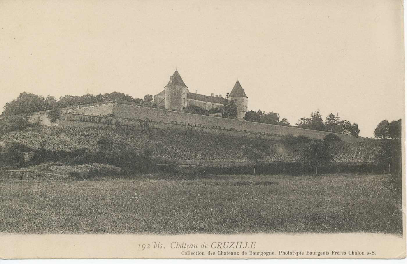 Château de Cruzille.