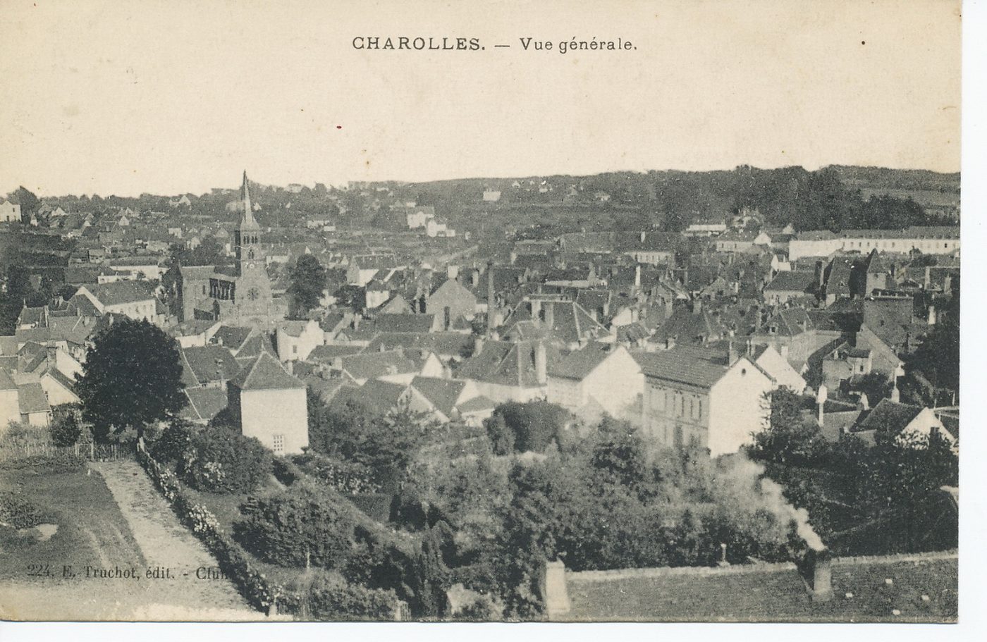 Charolles. Vue générale.