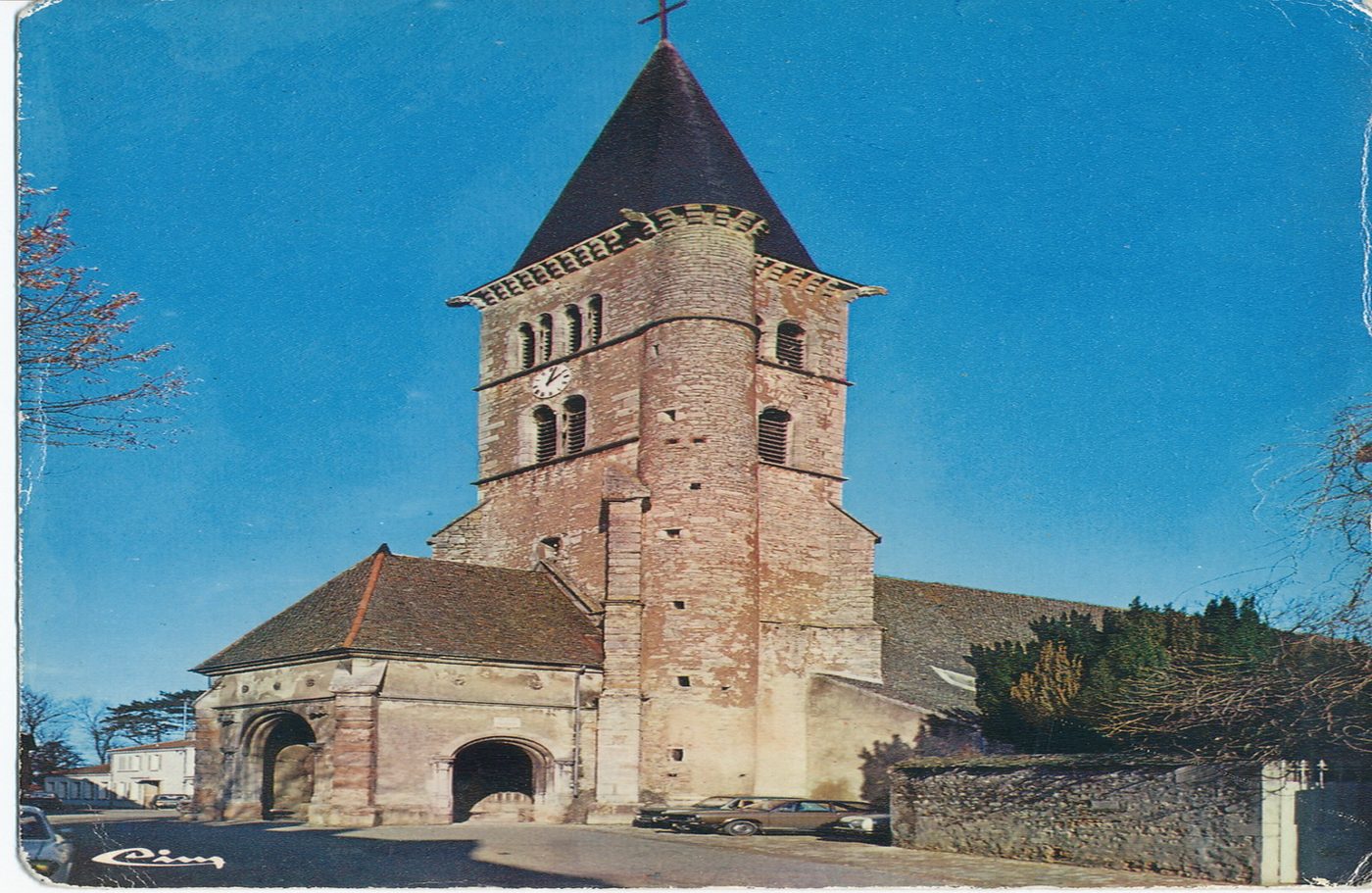 Cuisery. L'église (XVIe s.).