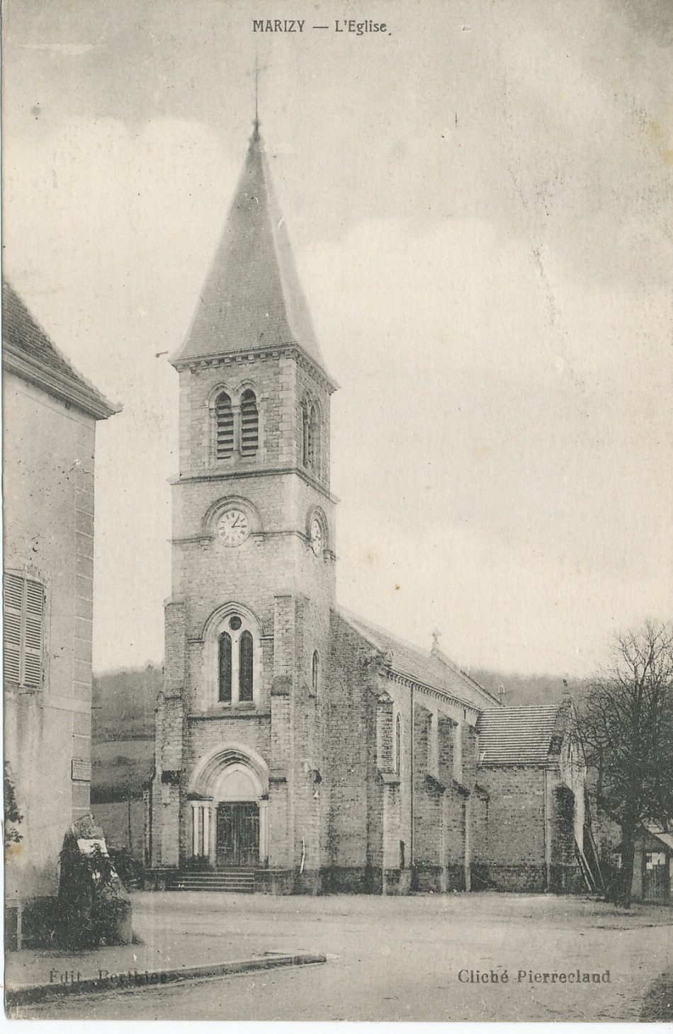 Marizy. L'église.