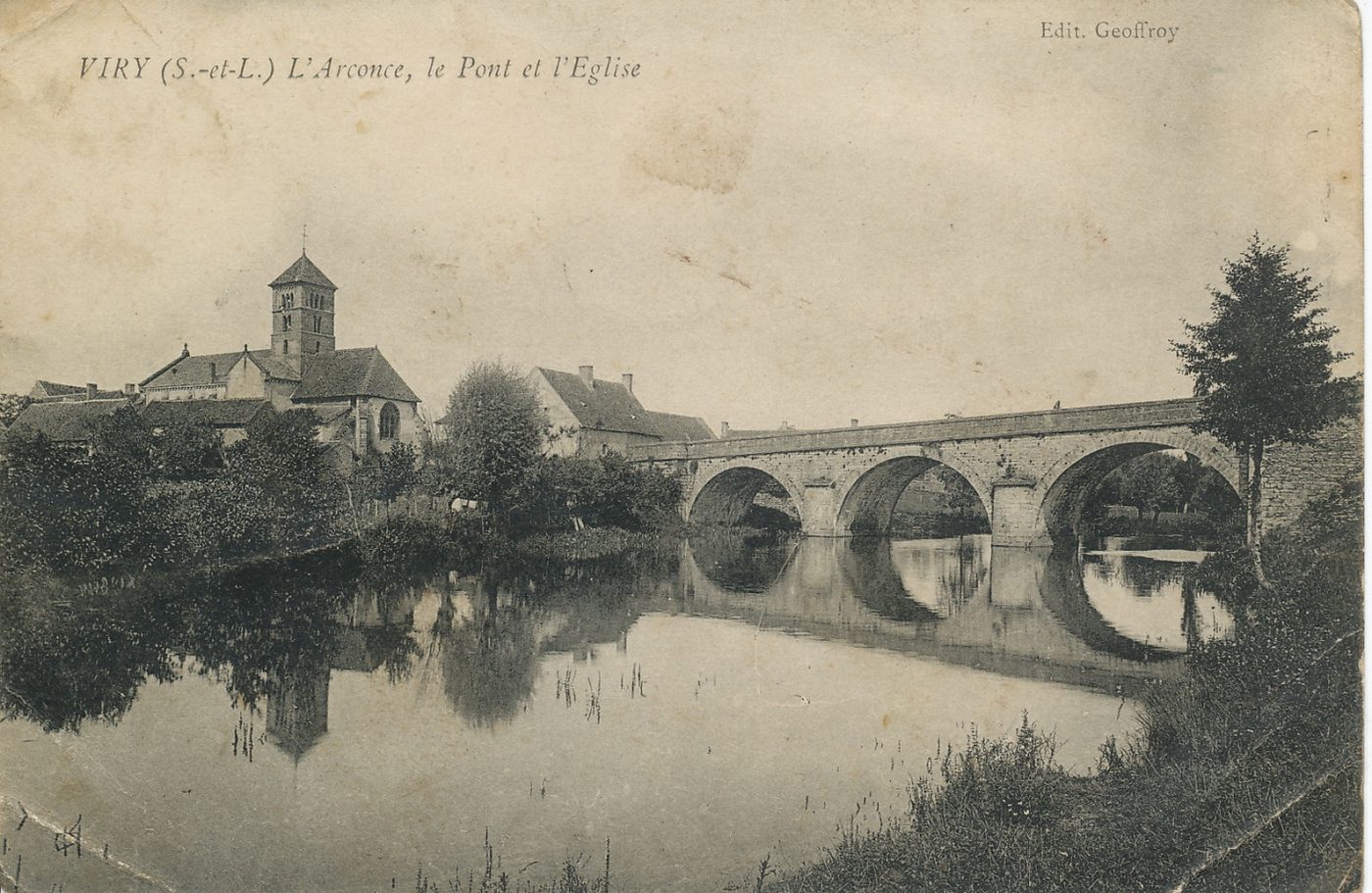 Viry. L'Arconce, le pont et l'église.