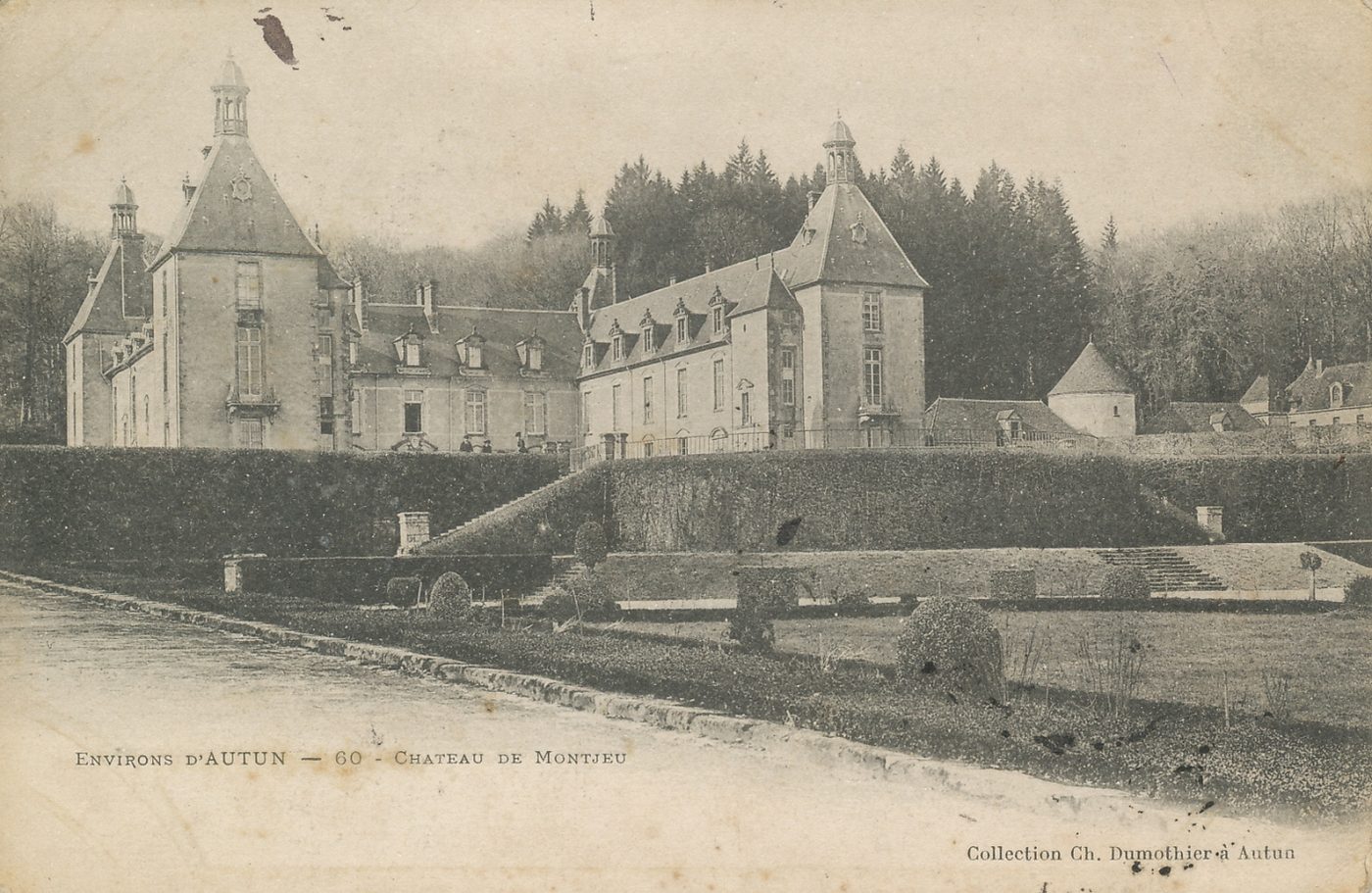 Environs d'Autun. Château de Montjeu.