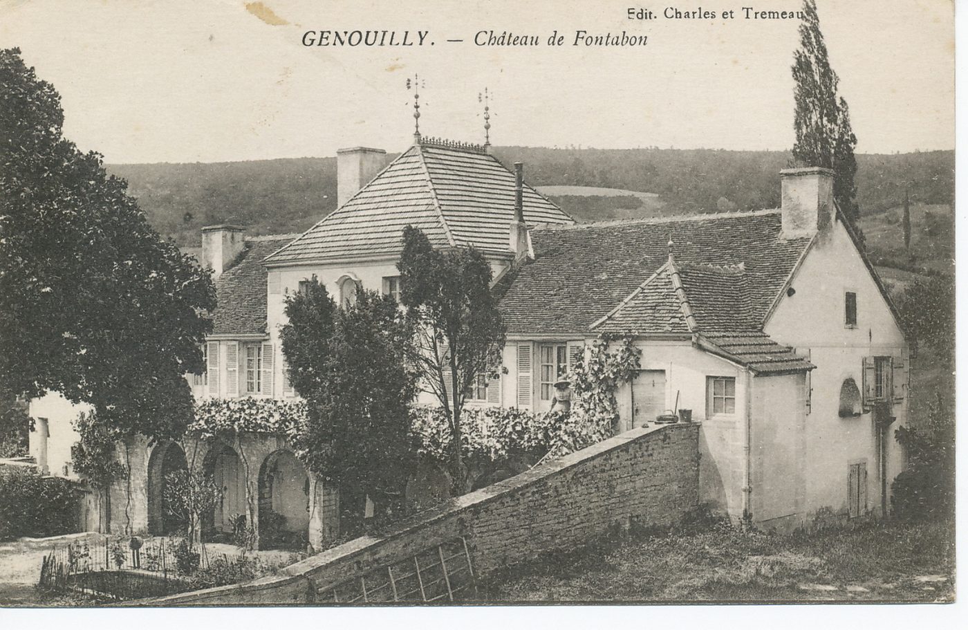 Genouilly. Château de Fontalon.
