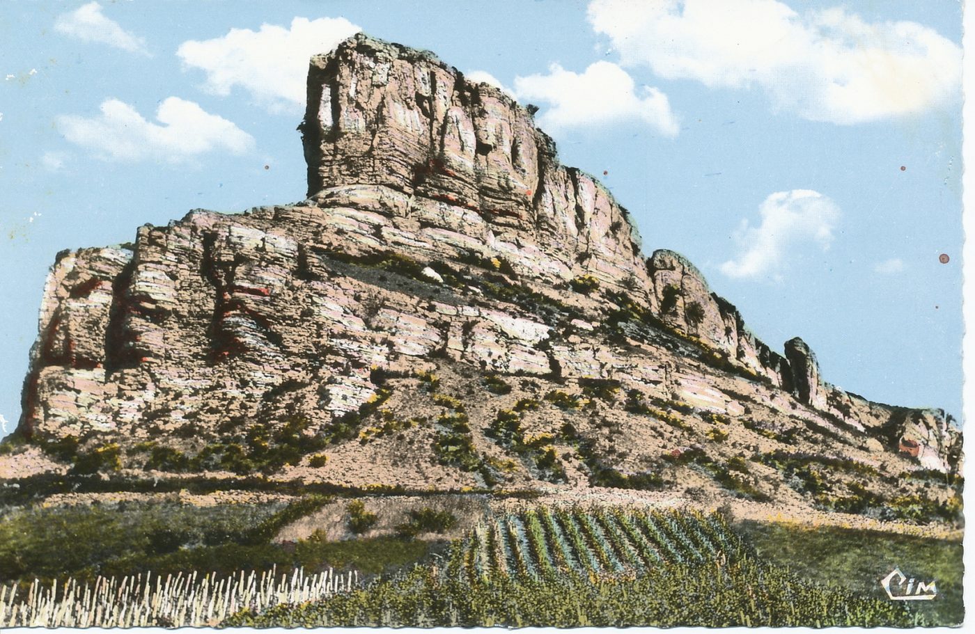Environs de Mâcon. La roche de Solutré.