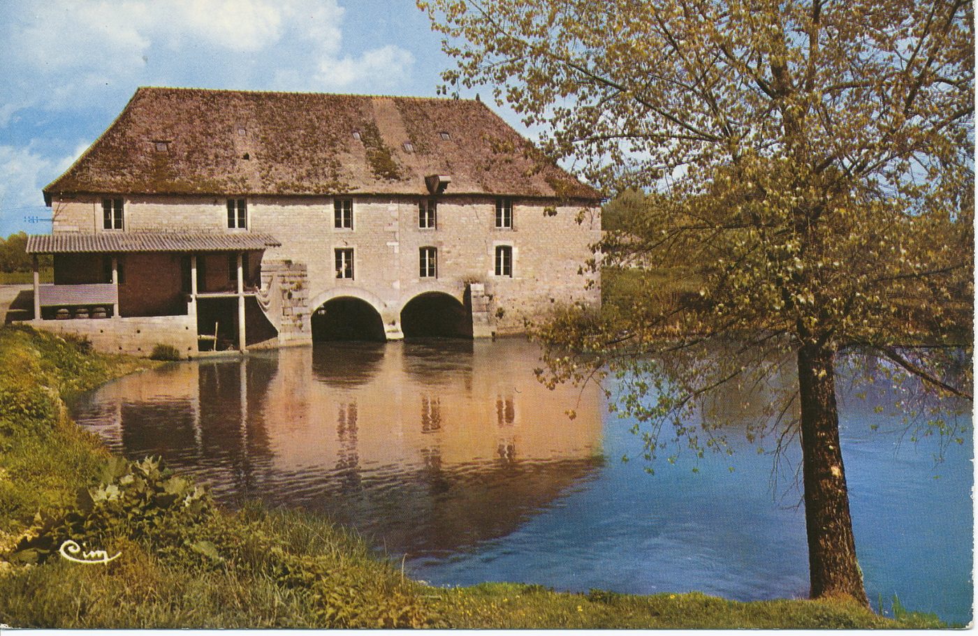 Environs de Louhans. Moulin de Vincelles.
