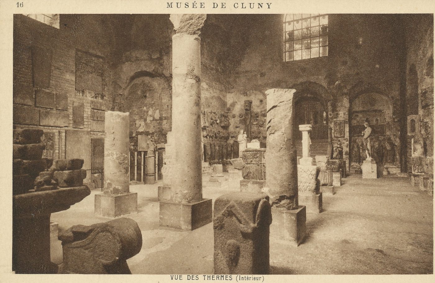 Musée de Cluny. Vue des thermes (intérieur).