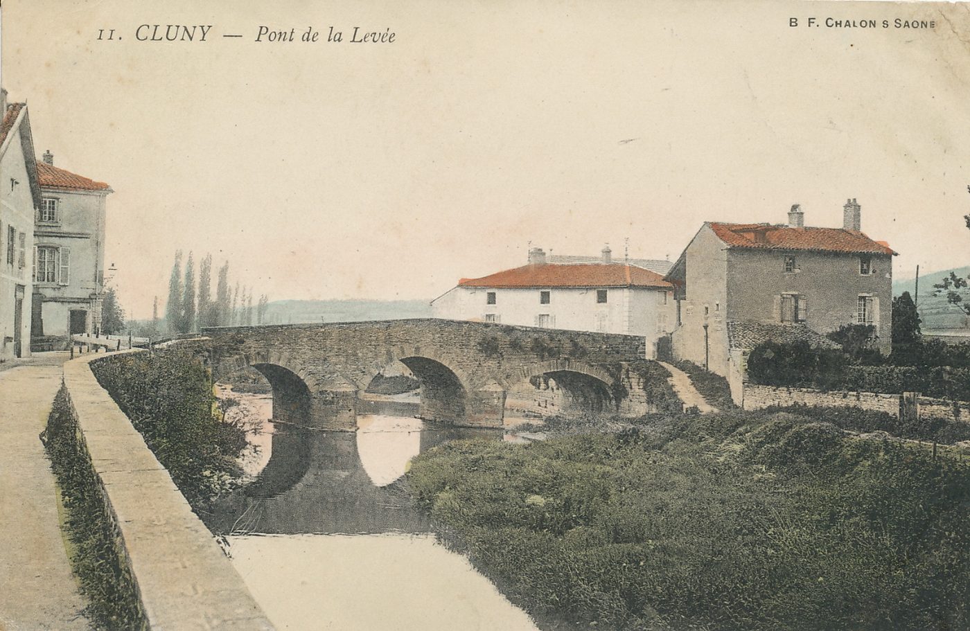 Cluny. Pont de la Levée.