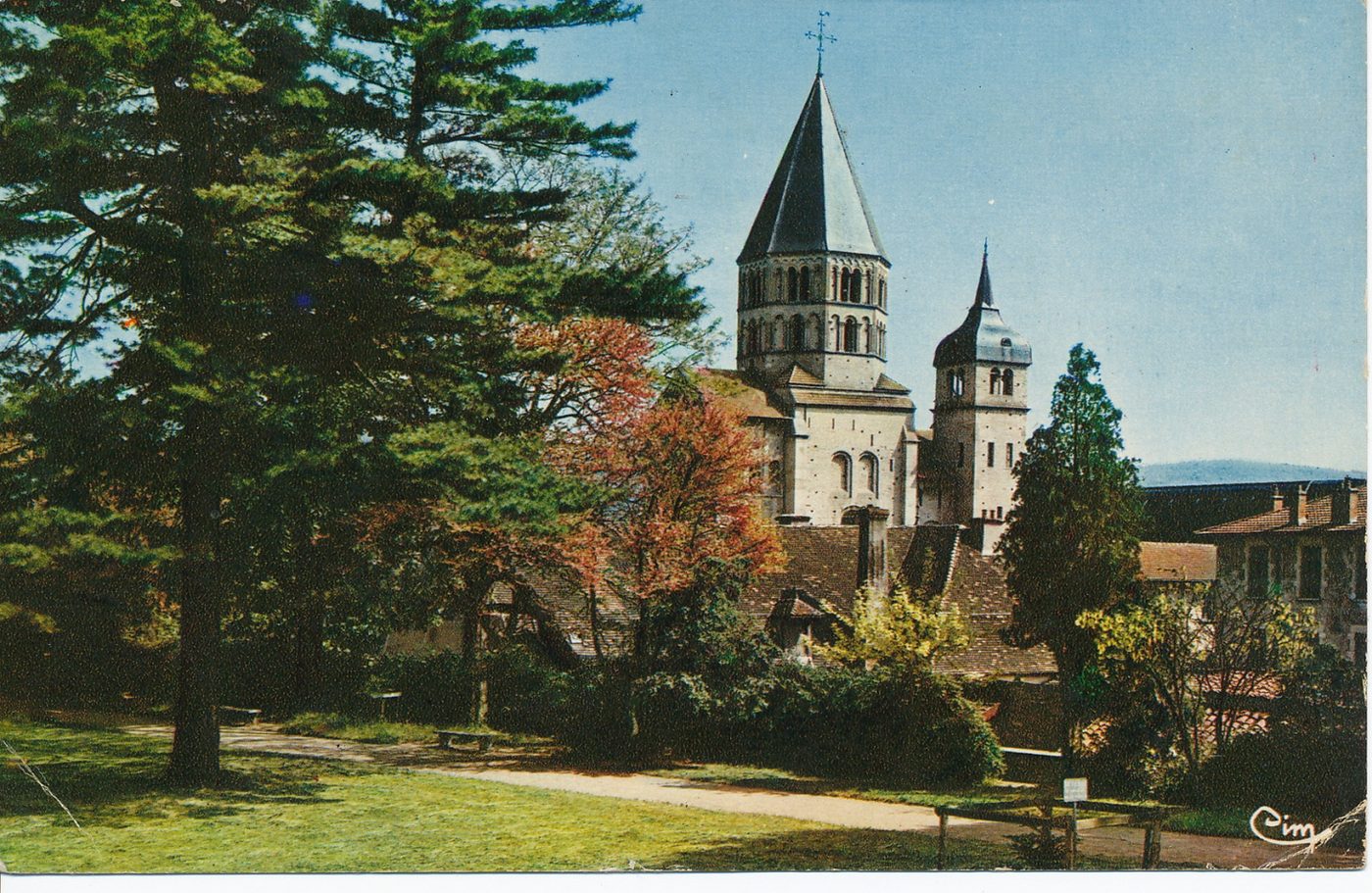 Cluny. L'abbaye (XIe, XIIe s.). Clocher de l'Eau Bénite.