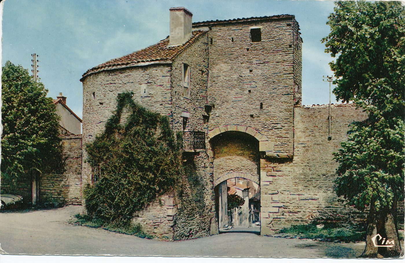 Cluny. Porte Sainte-Odile (XIIe s.)