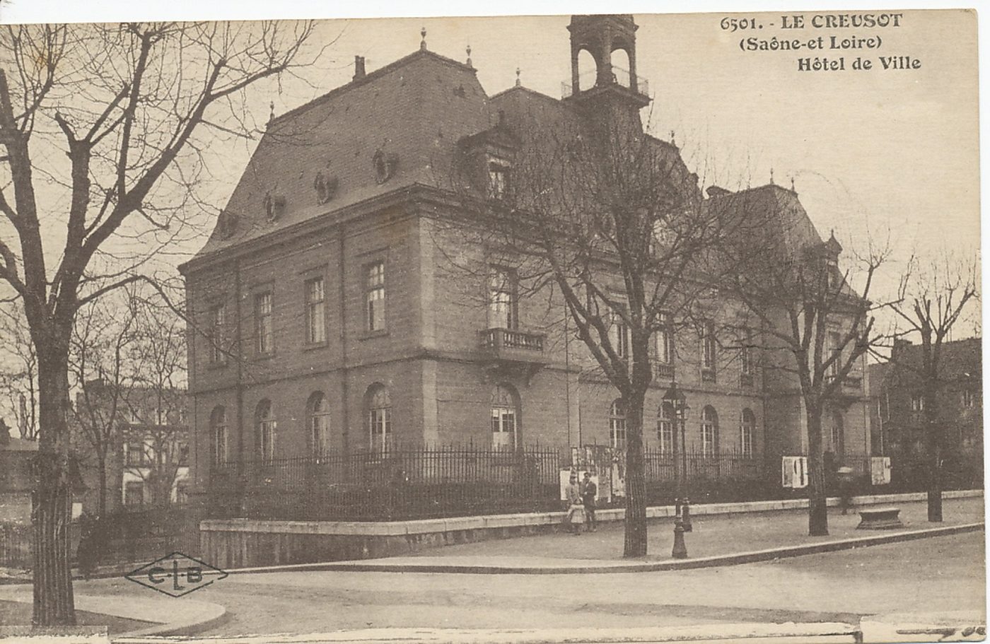 Le Creusot. Hôtel de ville.