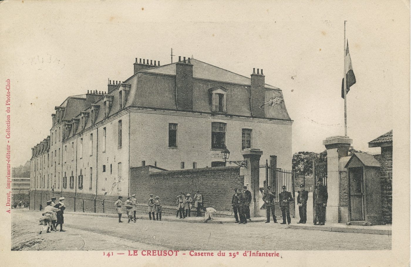 Le Creusot. Caserne du 29e d'infanterie.
