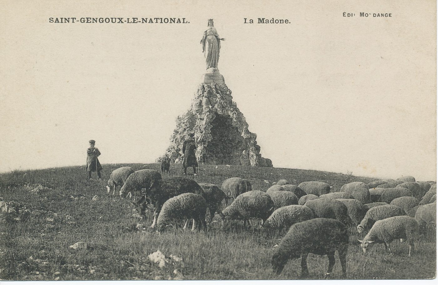 Saint-Gengoux-le-National. La Madone.