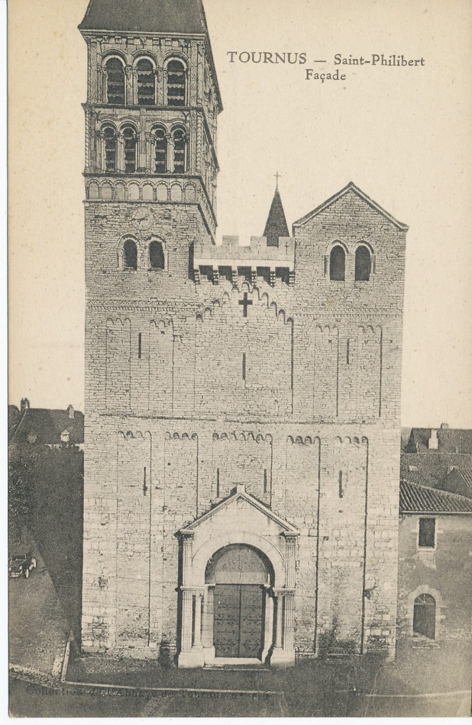 Tournus. Saint-Philibert. Façade.