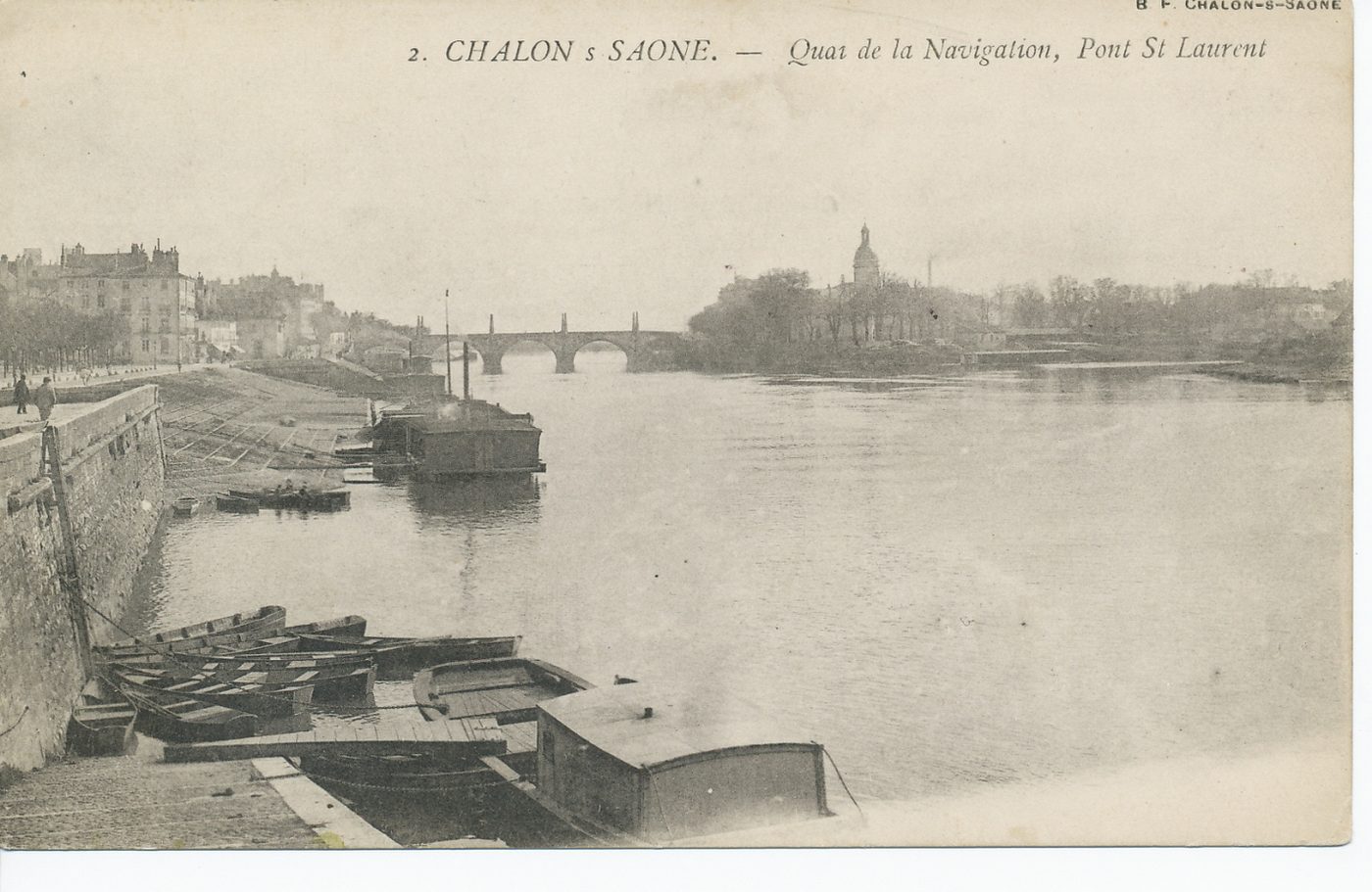 Chalon-sur-Saône. Quai de la navigation, pont Saint-Laurent.