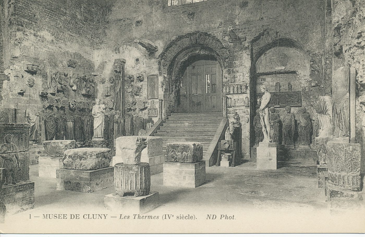 Musée de Cluny. Les thermes (IVe s.).