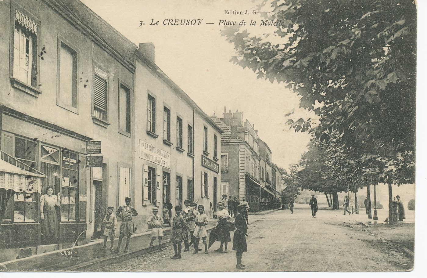 Le Creusot. Place de la Molette.