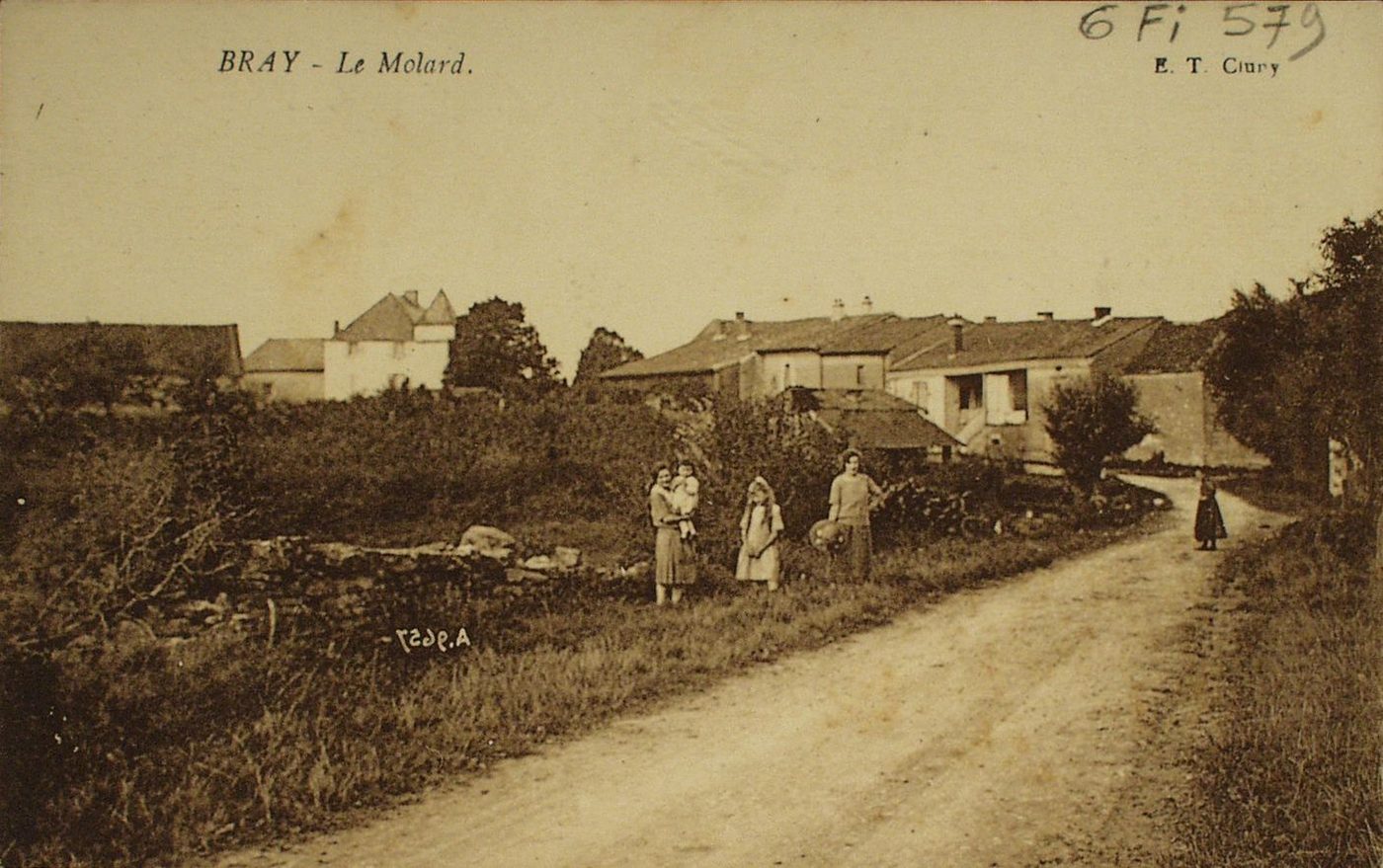Bray. Le Molard.