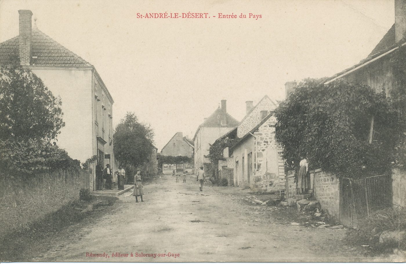 Saint-André-le-Désert. Entrée du pays.