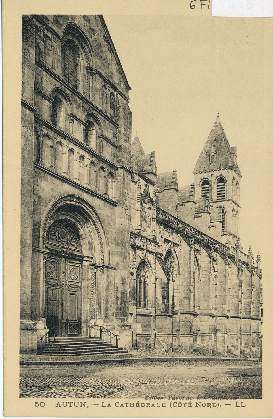 Autun. La cathédrale (côté nord).