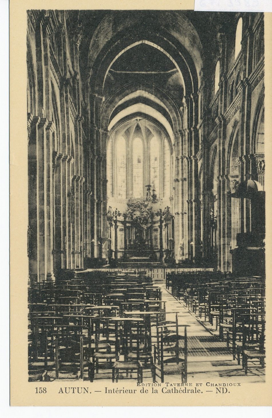Autun. Intérieur de la cathédrale.