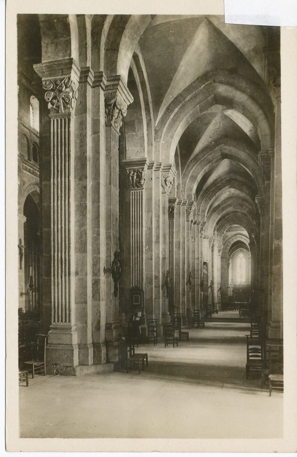 Autun. Intérieur de la cathédrale Saint-Lazare.
