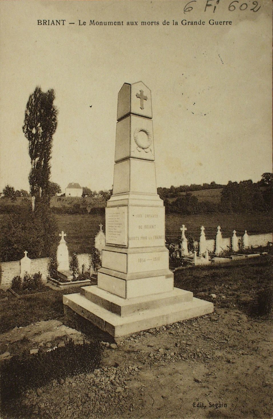 Briant. Le monument aux morts de la grande guerre.