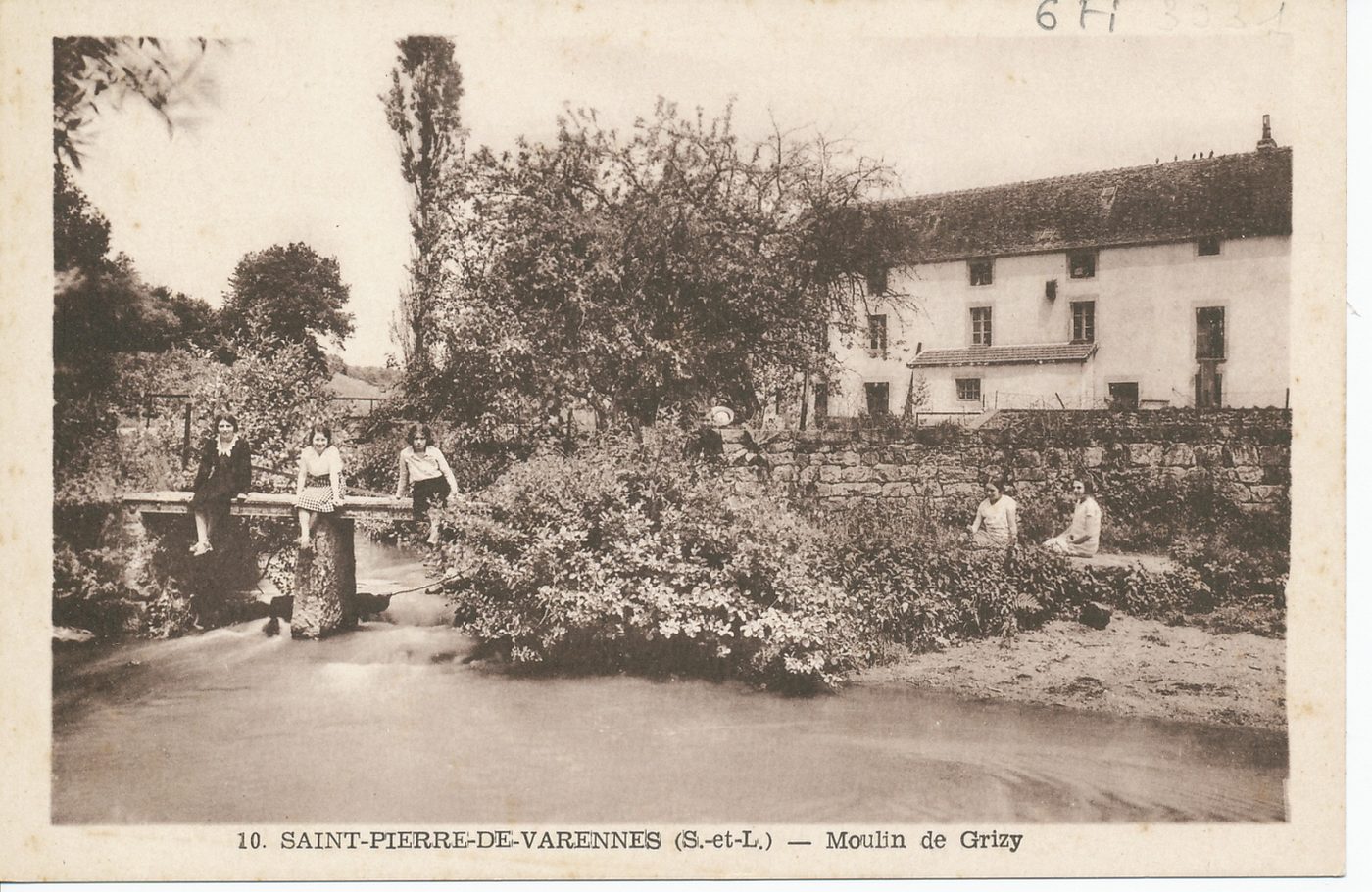 Saint-Pierre-de-Varennes. Moulin de Crizy.