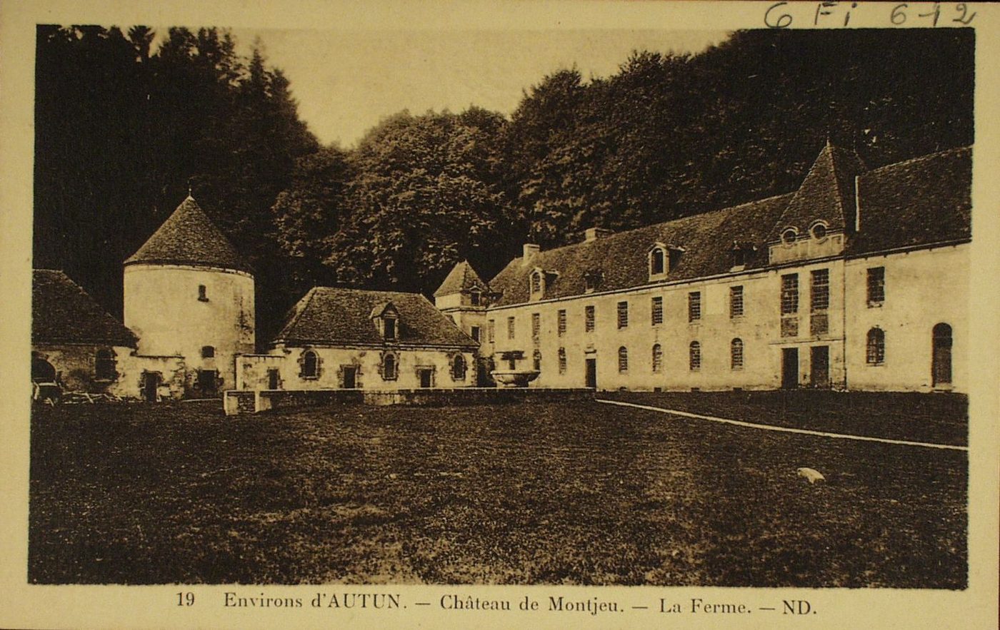 Environs d'Autun. Château de Montjeu. La ferme.