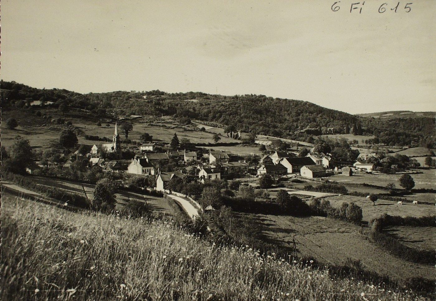 Broye. Le Bourg. Vue panoramique.