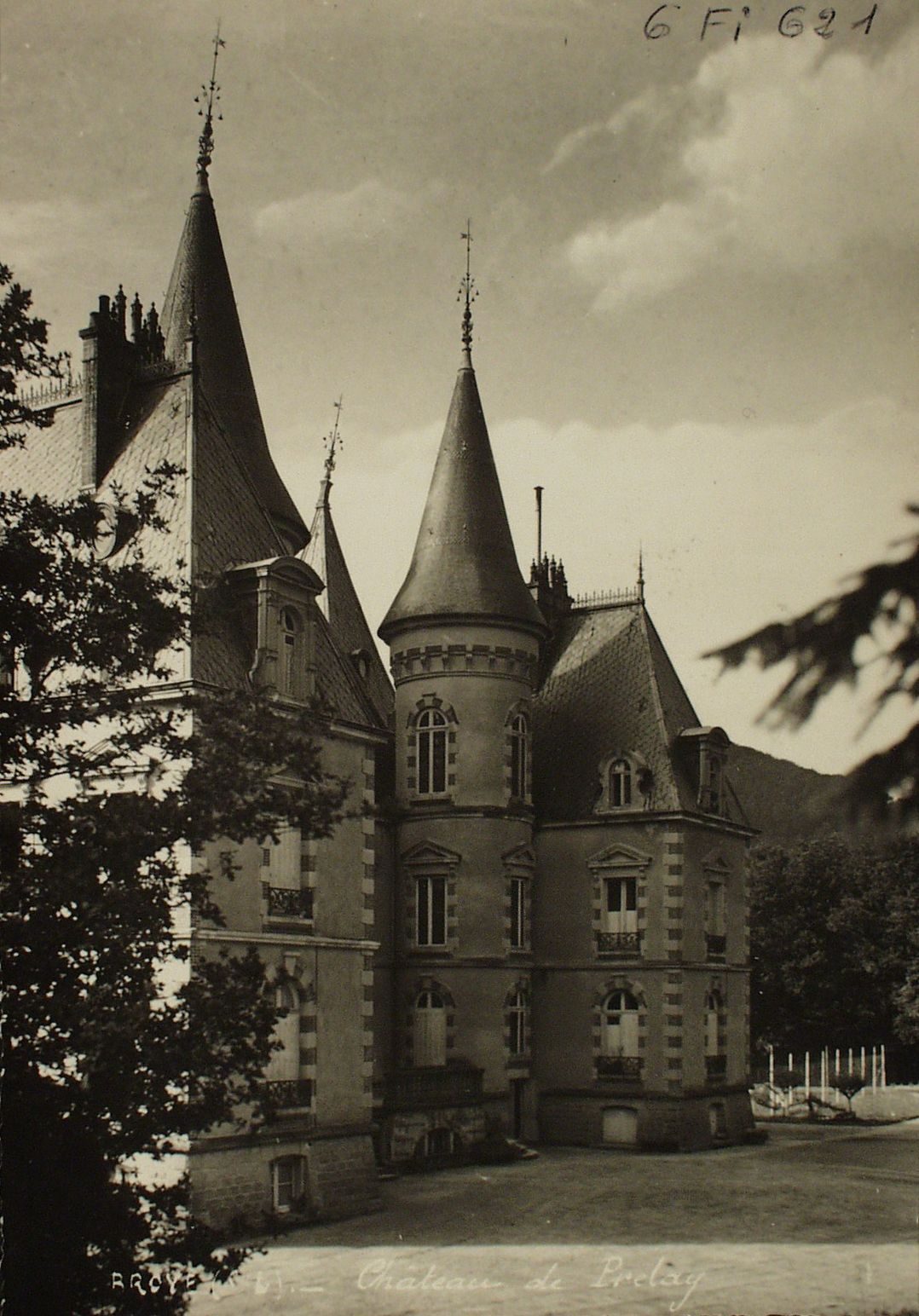 Broye. Château de Prelay.