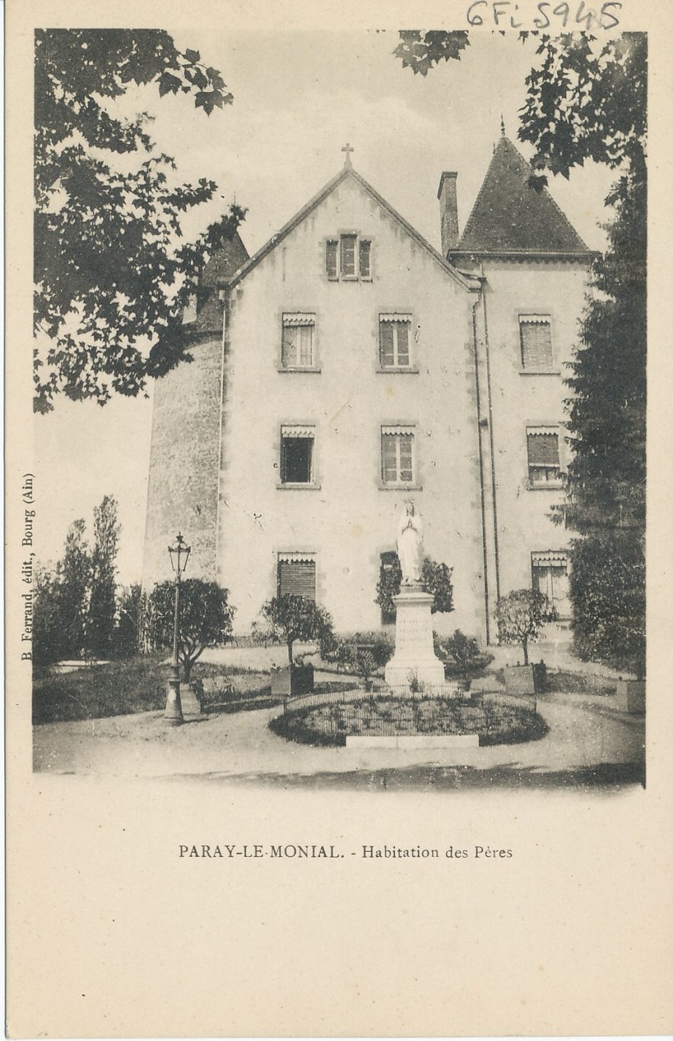 Paray-le-Monial. Habitation des pères.