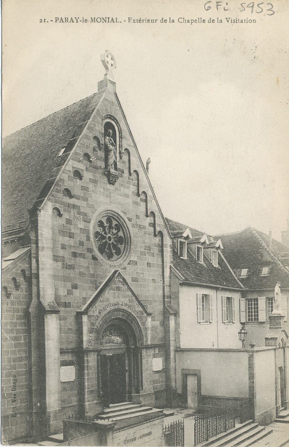 Paray-le-Monial. Extérieur de la chapelle de la Visitation.